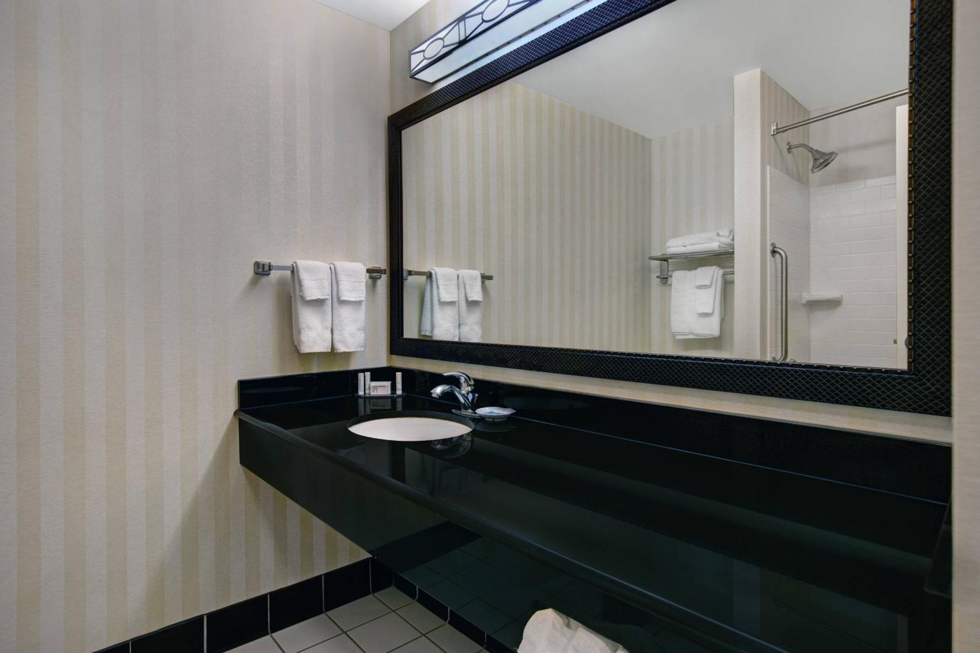 Fairfield Inn And Suites Carlsbad Zewnętrze zdjęcie